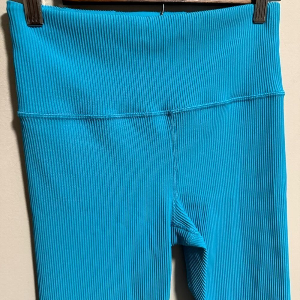Athleta Elation Rib Tight In Blue- Size Medium - Picture 6 of 7
